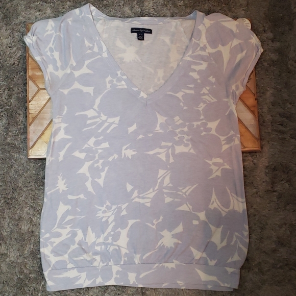 🟢AEO floral top - Picture 2 of 5